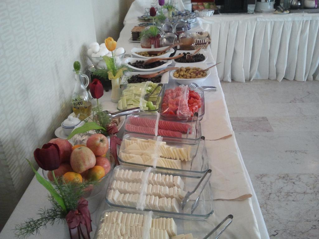 Hotel Kocaman อิซมีร์ ภายนอก รูปภาพ