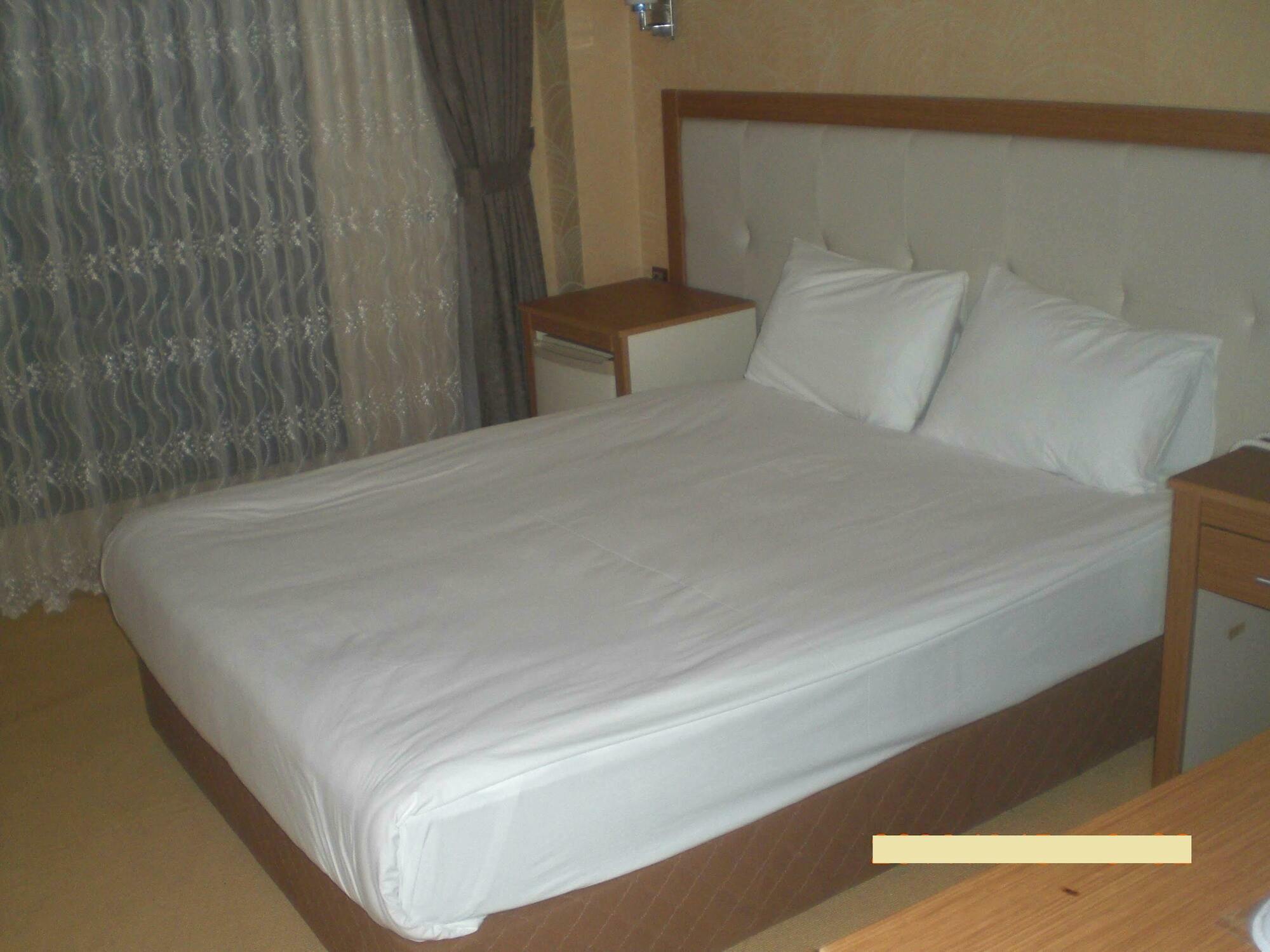 Hotel Kocaman อิซมีร์ ภายนอก รูปภาพ