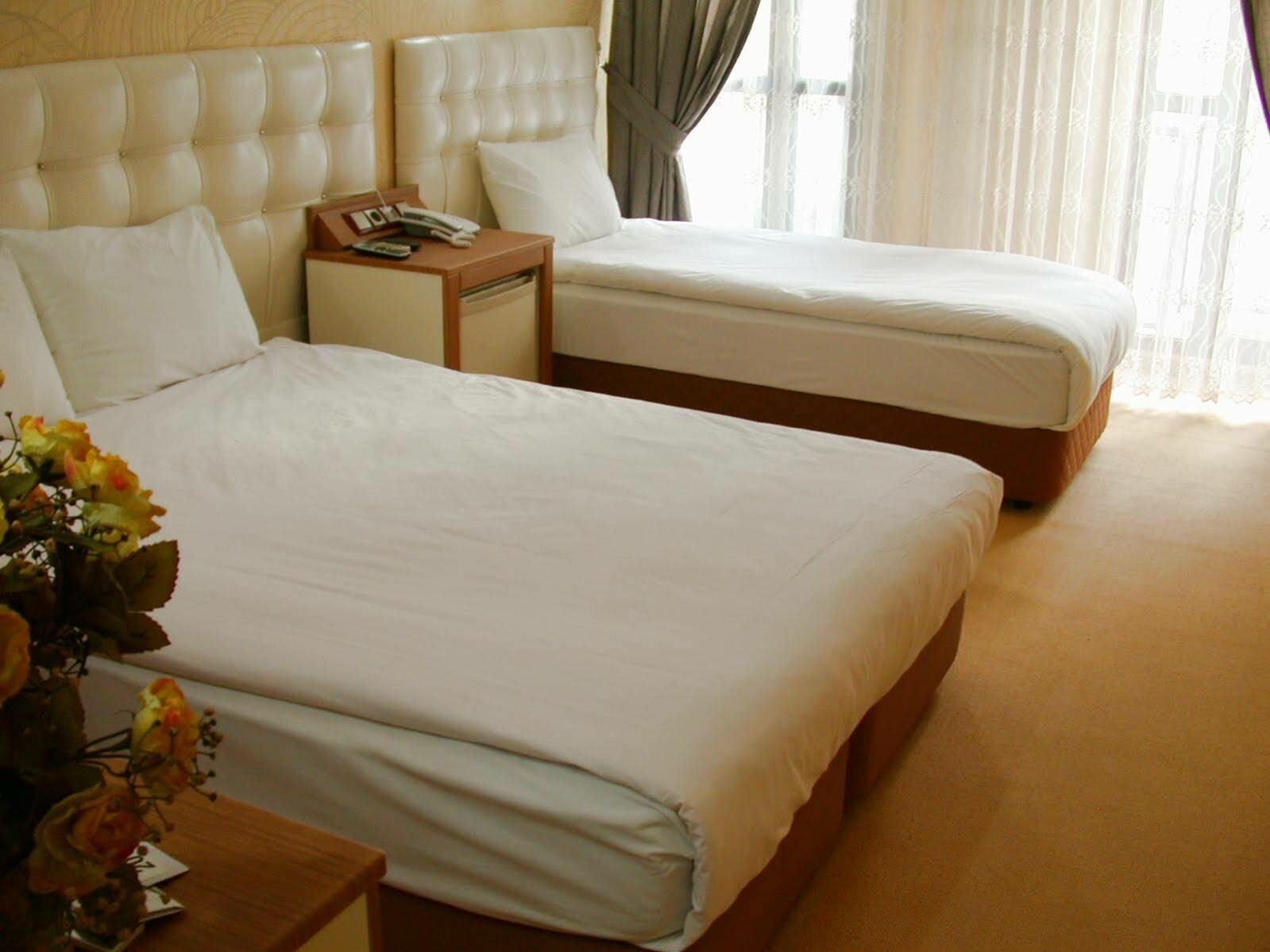 Hotel Kocaman อิซมีร์ ภายนอก รูปภาพ